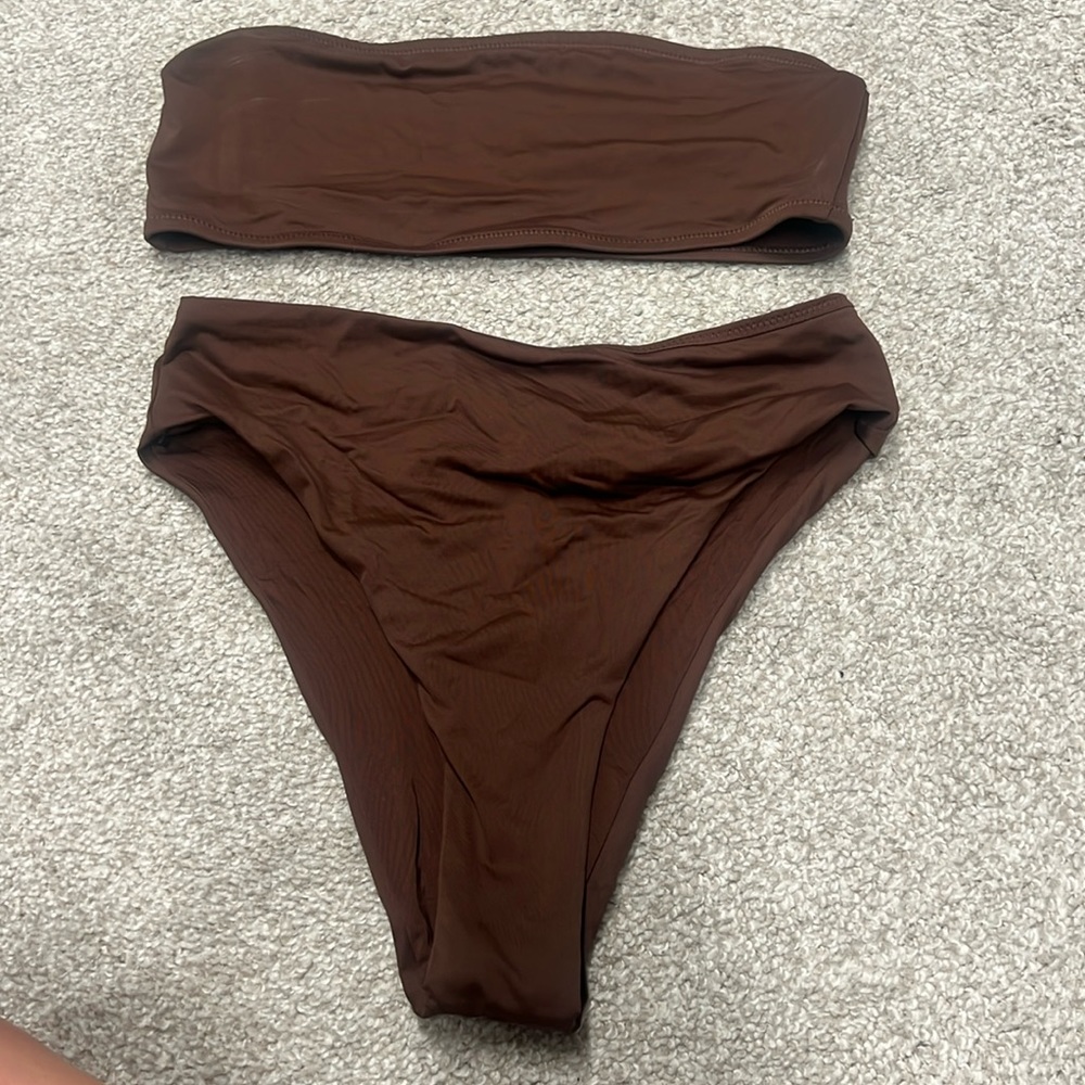 Skims swim coco bandeau top & mid waist bottoms